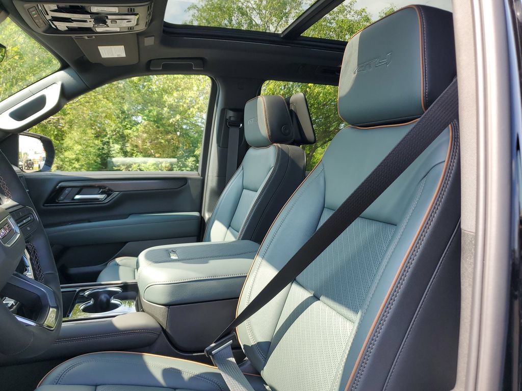 New 2026 GMC Yukon AT4 w/ AT4 Premium Plus Package AWD/4WD image 20