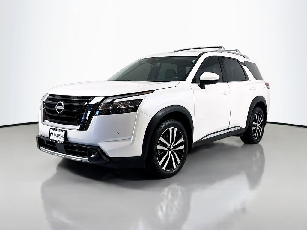 Used 2023 Nissan Pathfinder Platinum w/ Cargo Package image 1