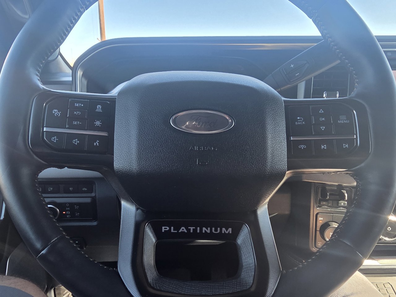 Used 2024 Ford F250 Platinum w/ FX4 Off-Road Package image 22