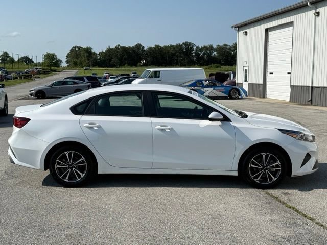 Certified 2024 Kia Forte LXS FWD image 8