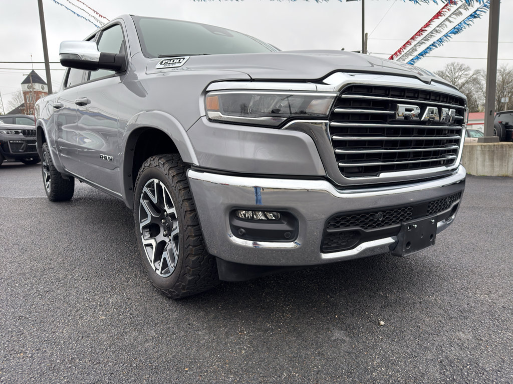 Used 2025 RAM 1500 Laramie image 3