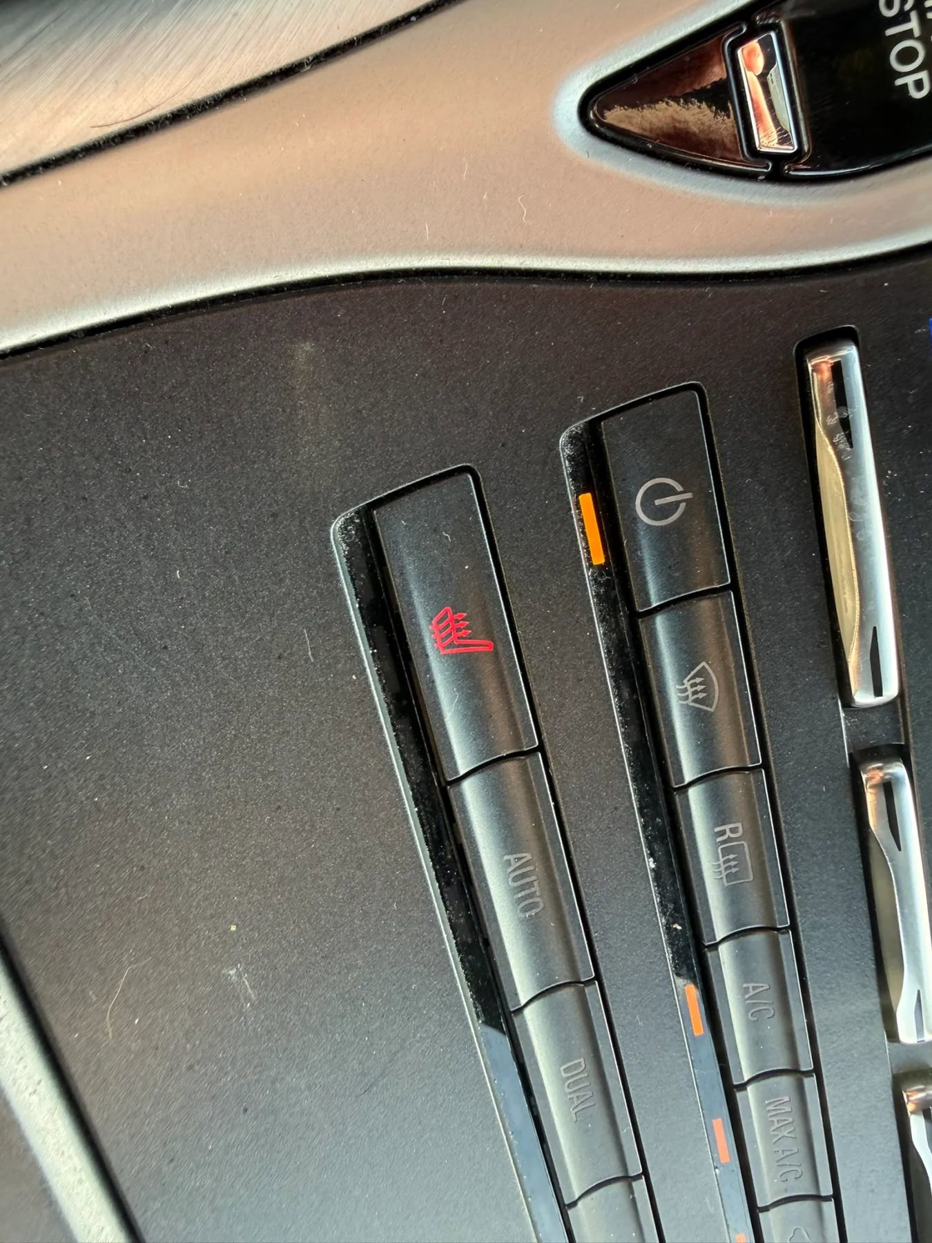 Used 2017 Lincoln MKX Premiere image 17