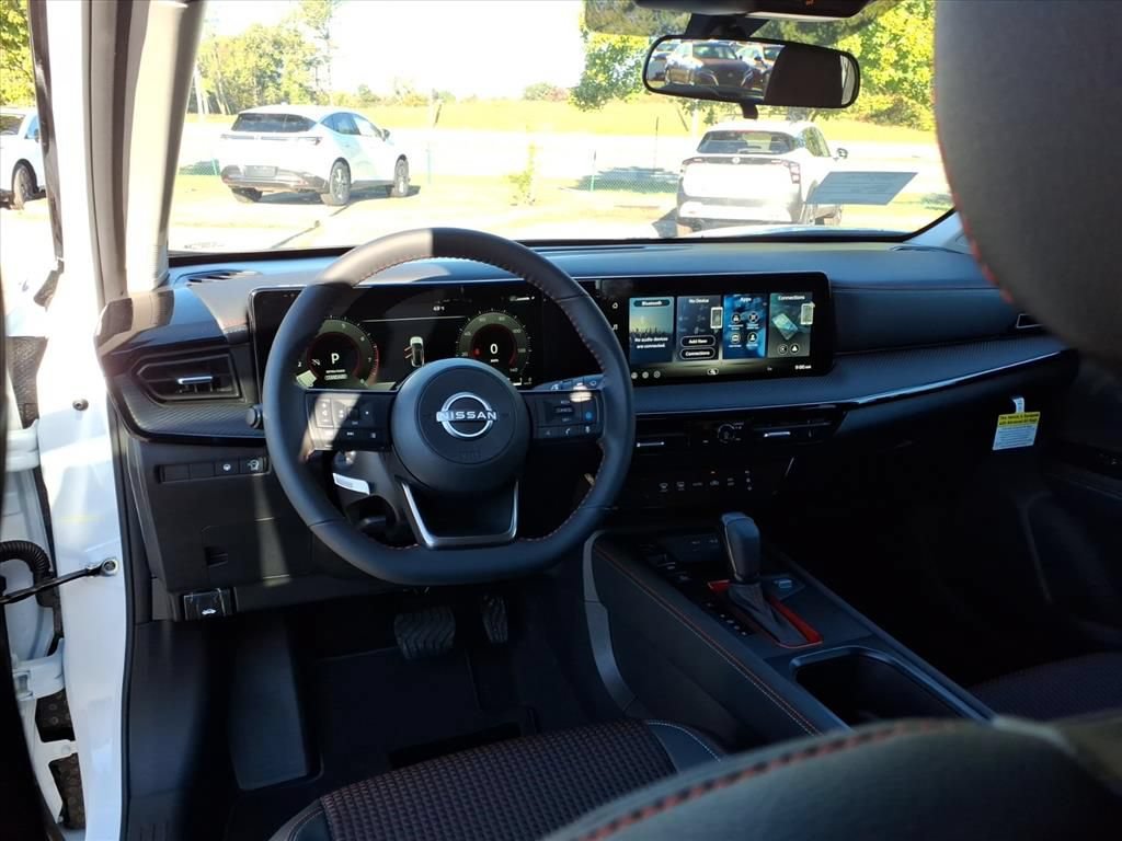 New 2026 Nissan Kicks SR FWD image 9