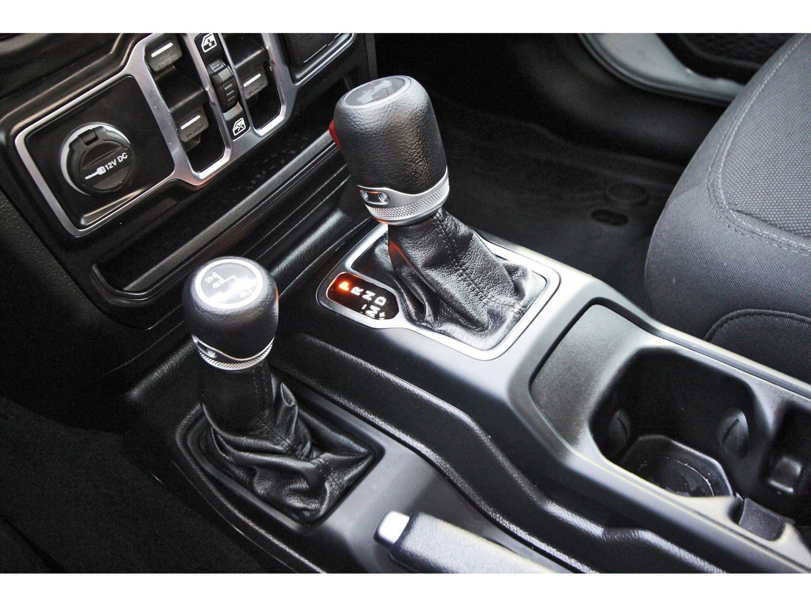 Used 2022 Jeep Wrangler Unlimited Sport S image 28