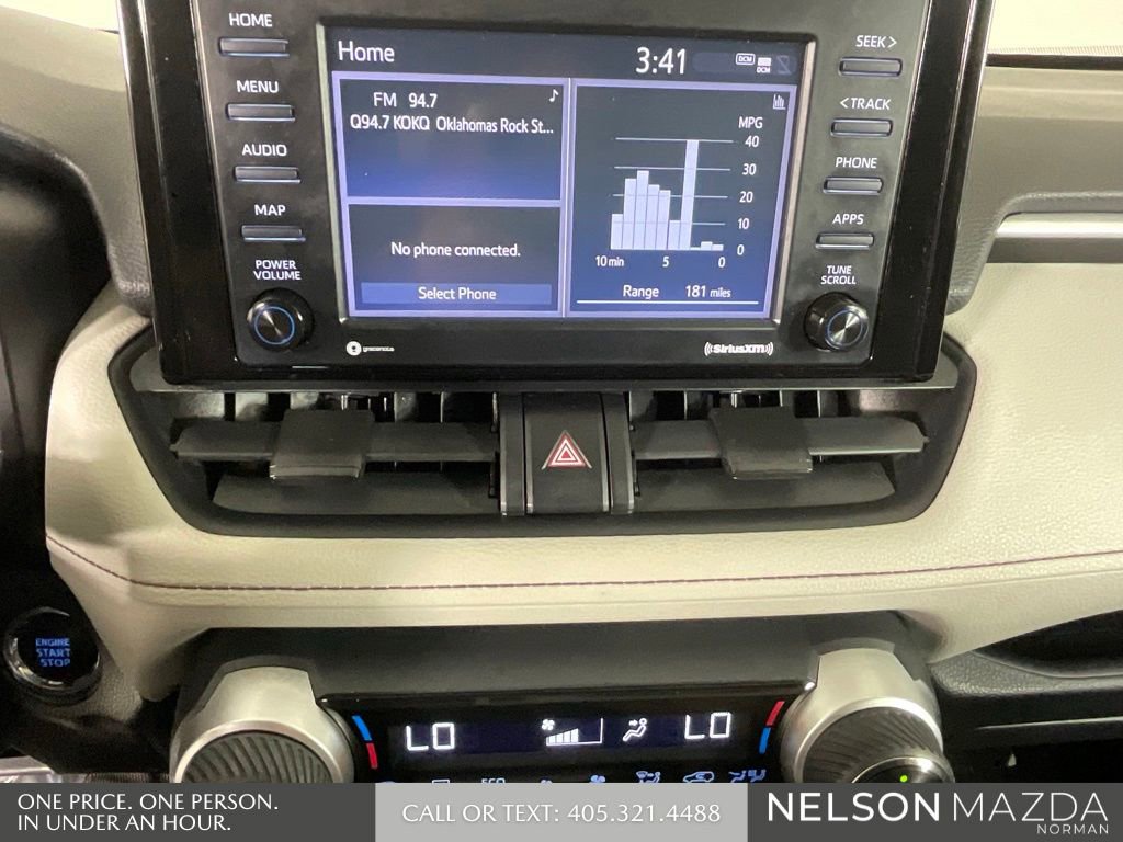 Used 2020 Toyota RAV4 XLE image 33