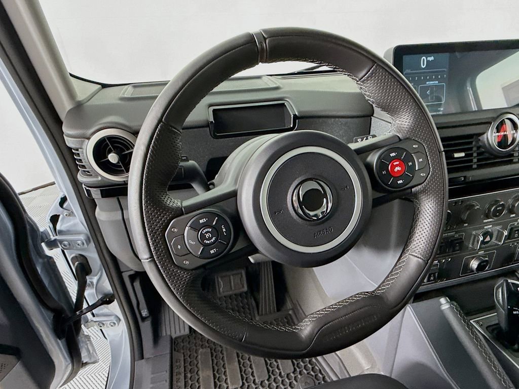 Used 2025 INEOS Grenadier Base image 11