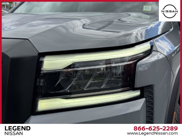 Certified 2023 Nissan Frontier PRO-4X w/ Pro Convenience Package AWD/4WD image 10