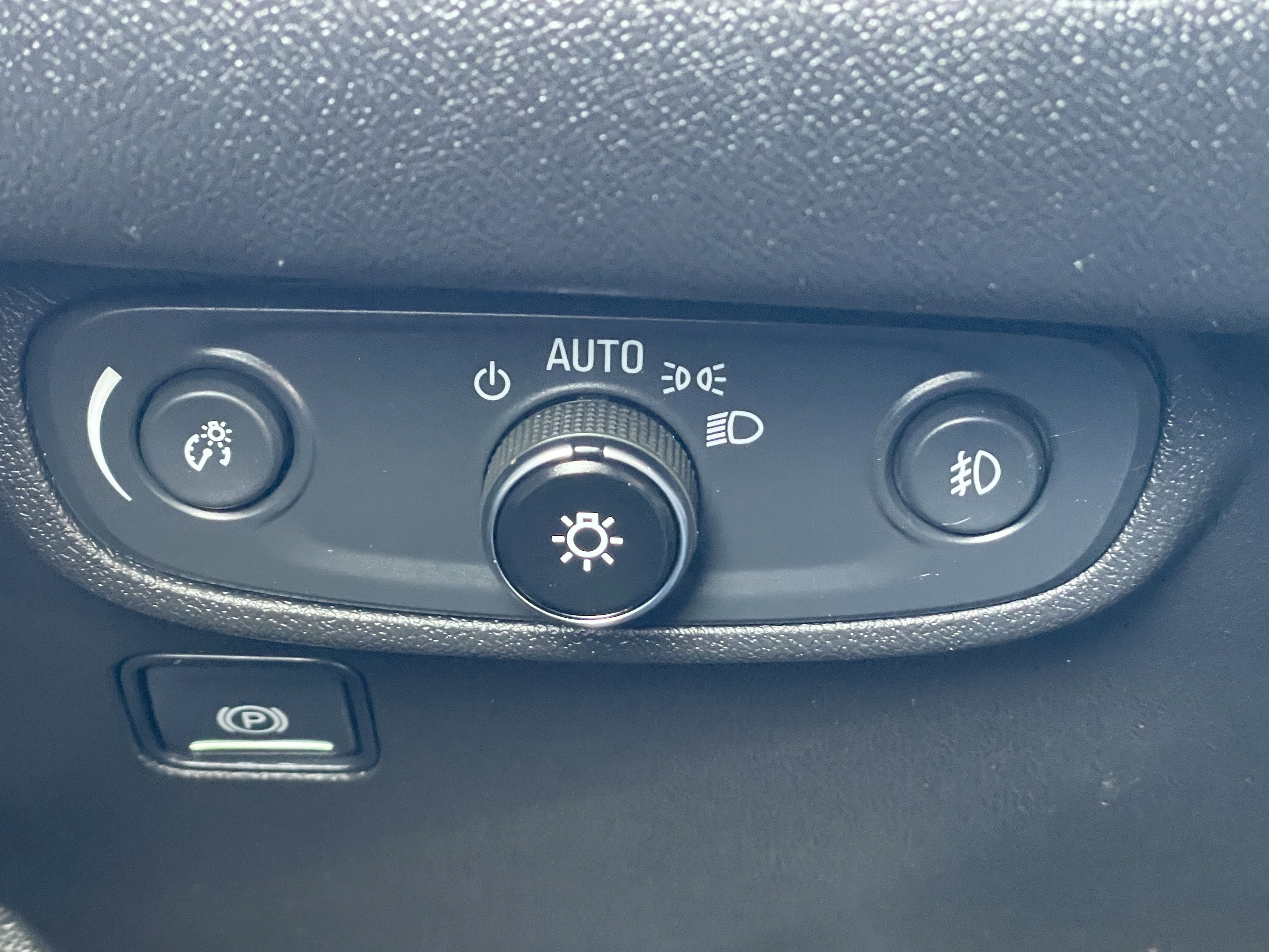 Used 2021 GMC Terrain SLT image 21