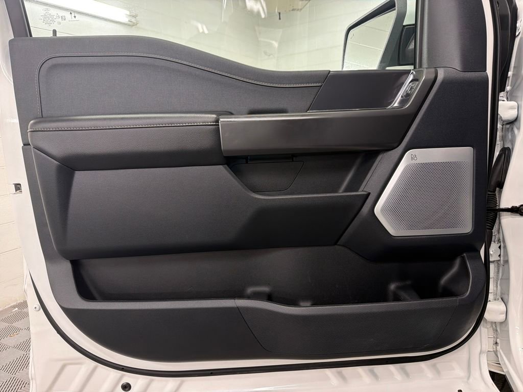 Used 2025 Ford F150 Lariat w/ Equipment Group 502A High image 15