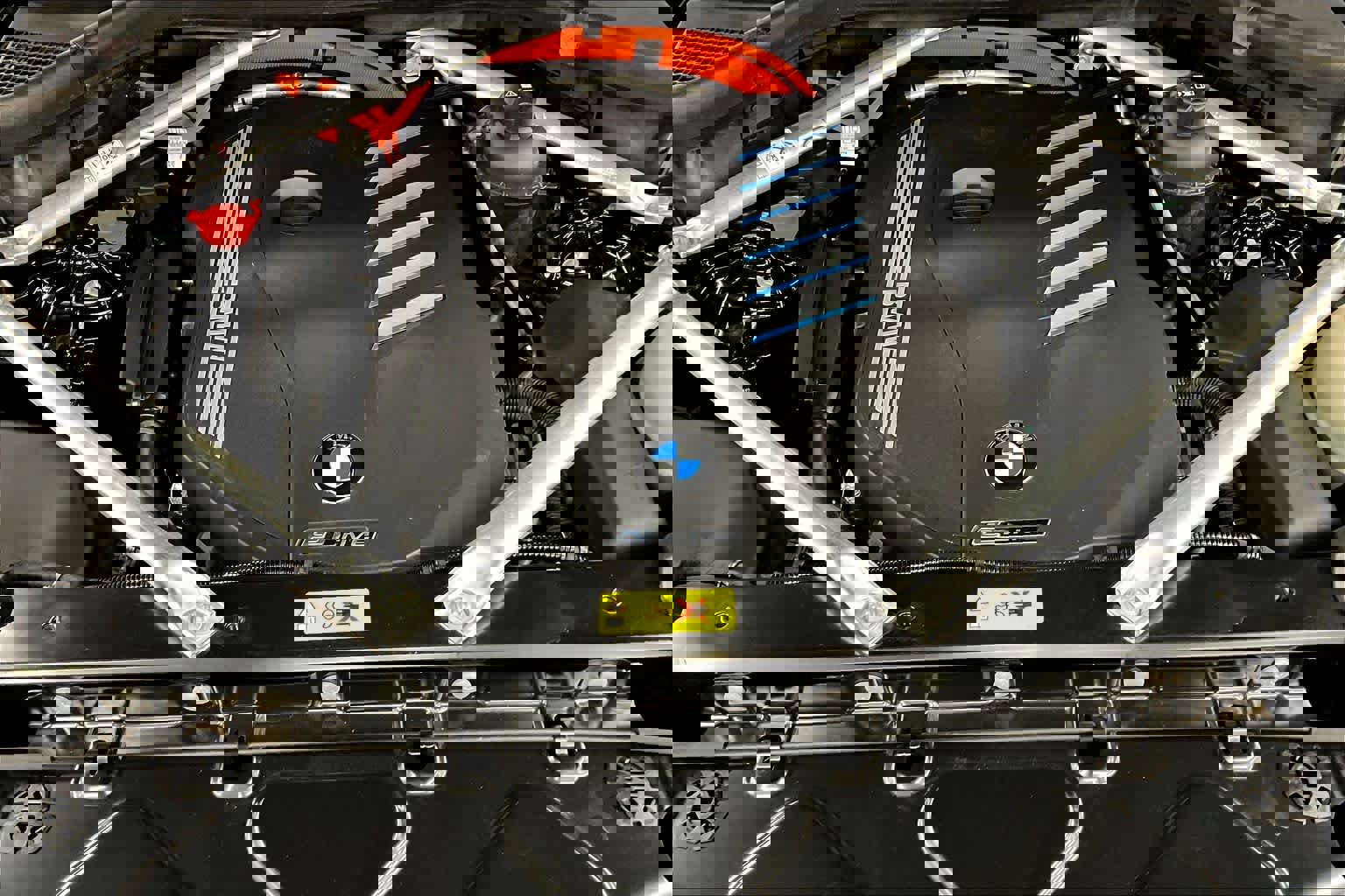 Used 2023 BMW X5 xDrive45e w/ Parking Assistance Package image 32