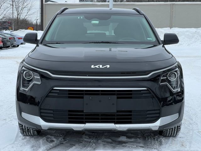 Used 2023 Kia Niro LX image 34