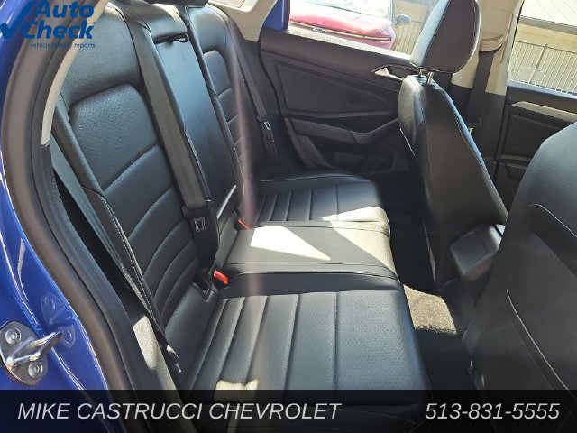 Used 2024 Volkswagen Jetta SE FWD image 26