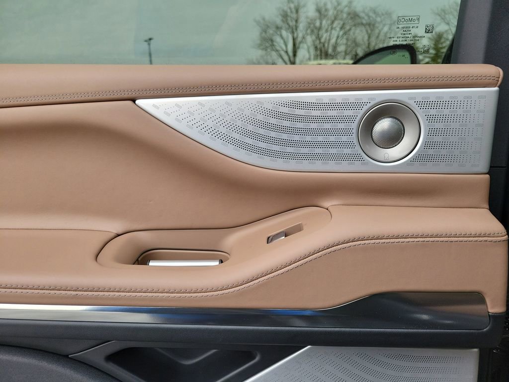 New 2026 Lincoln Navigator L Black Label image 14