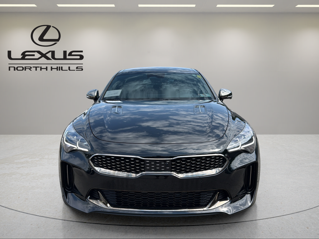 Used 2022 Kia Stinger GT2 AWD/4WD image 2