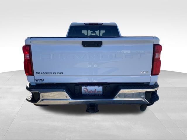 Used 2020 Chevrolet Silverado 3500 LTZ w/ LTZ Plus Package image 3