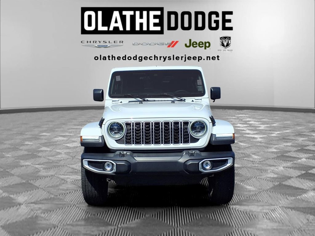 Used 2025 Jeep Wrangler Sahara image 29