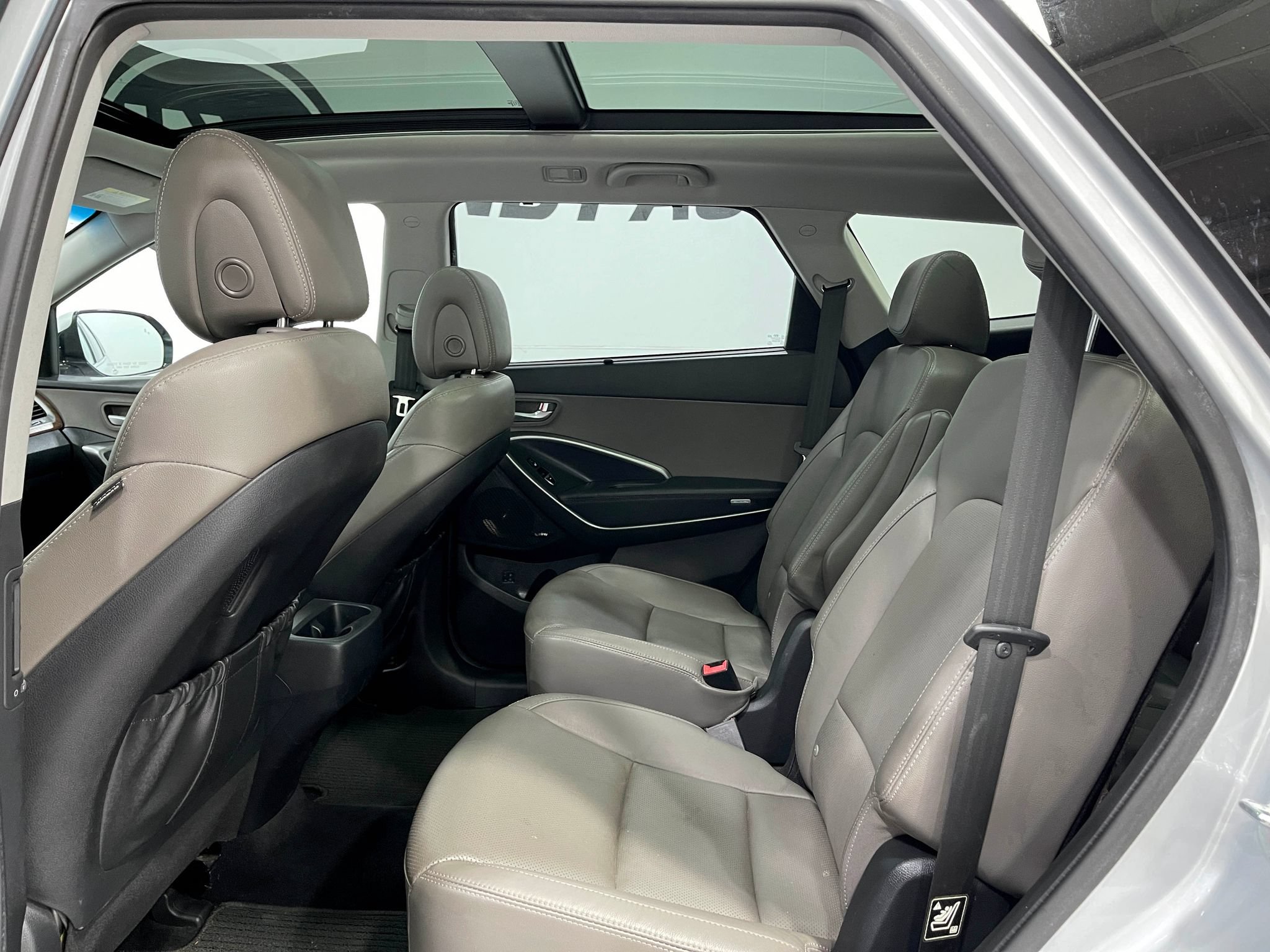 Used 2019 Hyundai Santa Fe XL AWD/4WD image 30