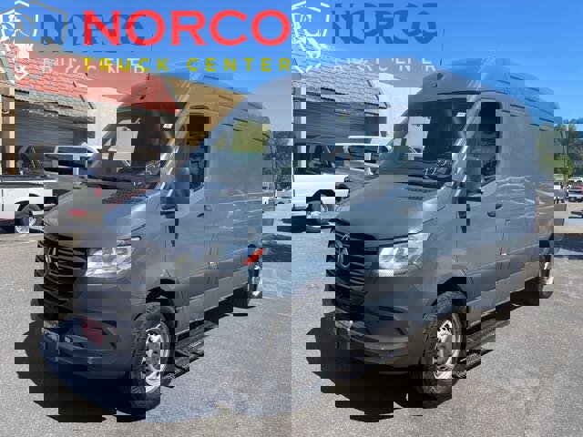 Used 2019 Mercedes-Benz Sprinter 144 image 4