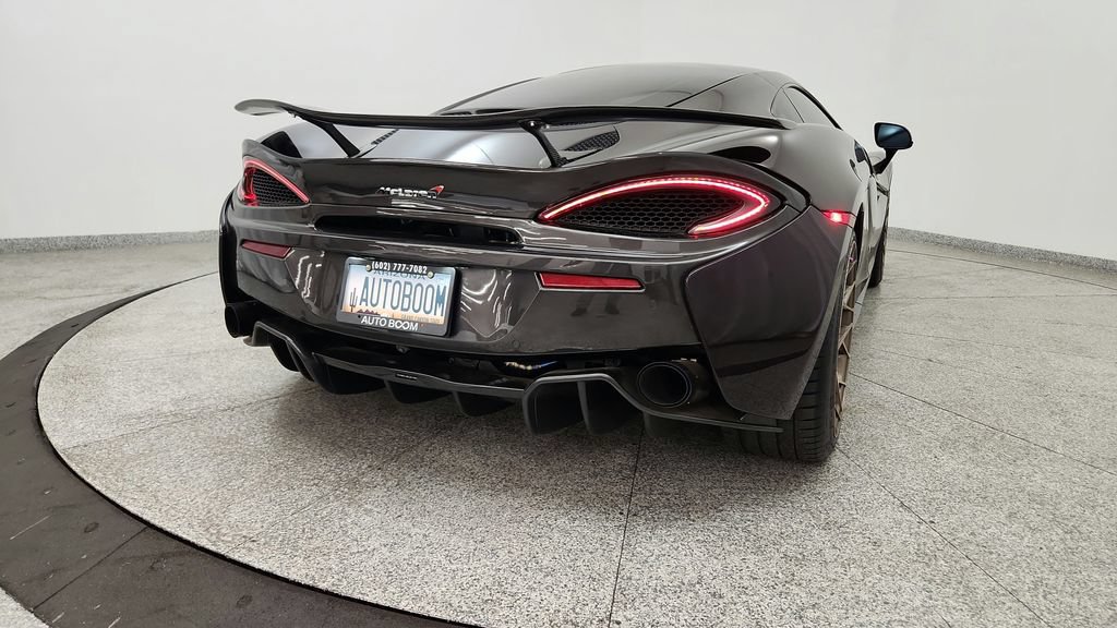 Used 2017 McLaren 570S RWD image 21