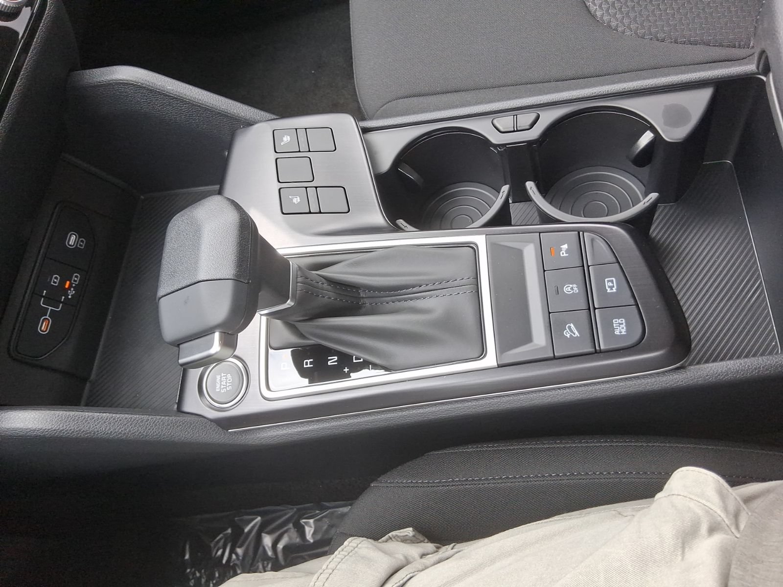 New 2026 Kia Sportage LX w/ LX Convenience Package FWD image 13