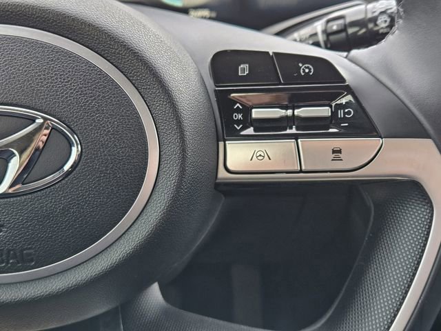 Used 2023 Hyundai Elantra SEL w/ Convenience Package image 28