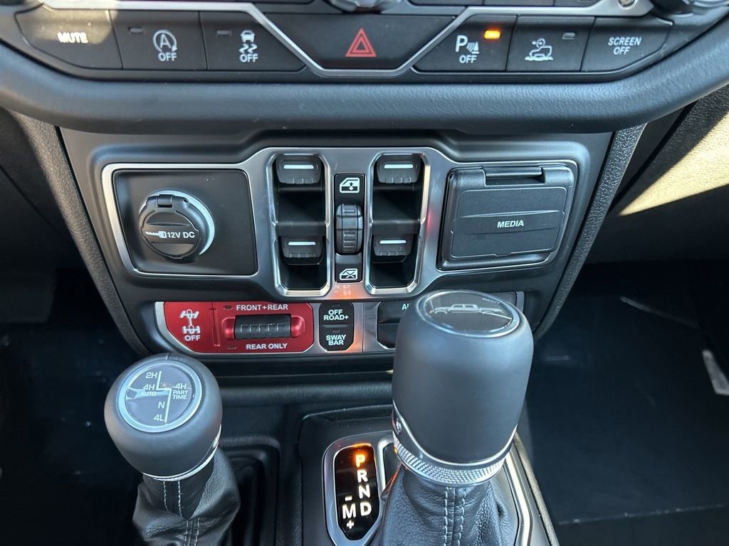New 2025 Jeep Gladiator Rubicon image 29