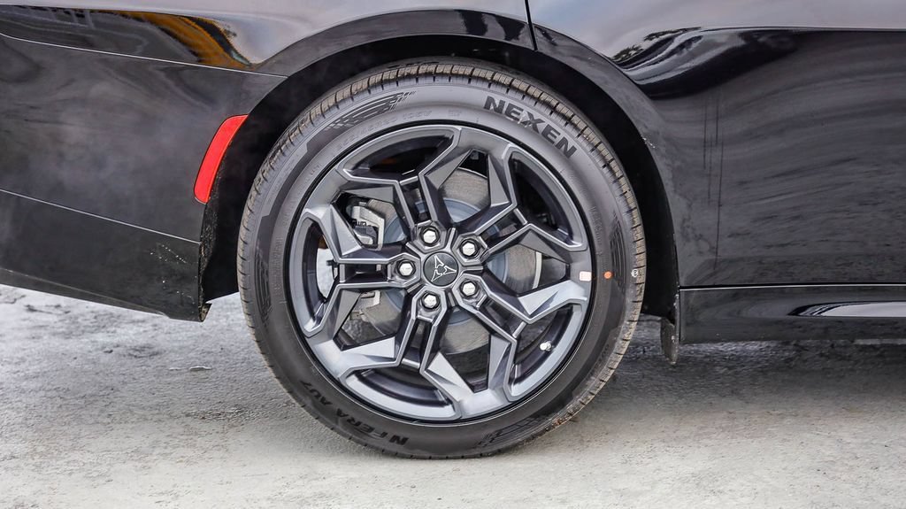New 2026 Dodge Charger R/T AWD/4WD image 12