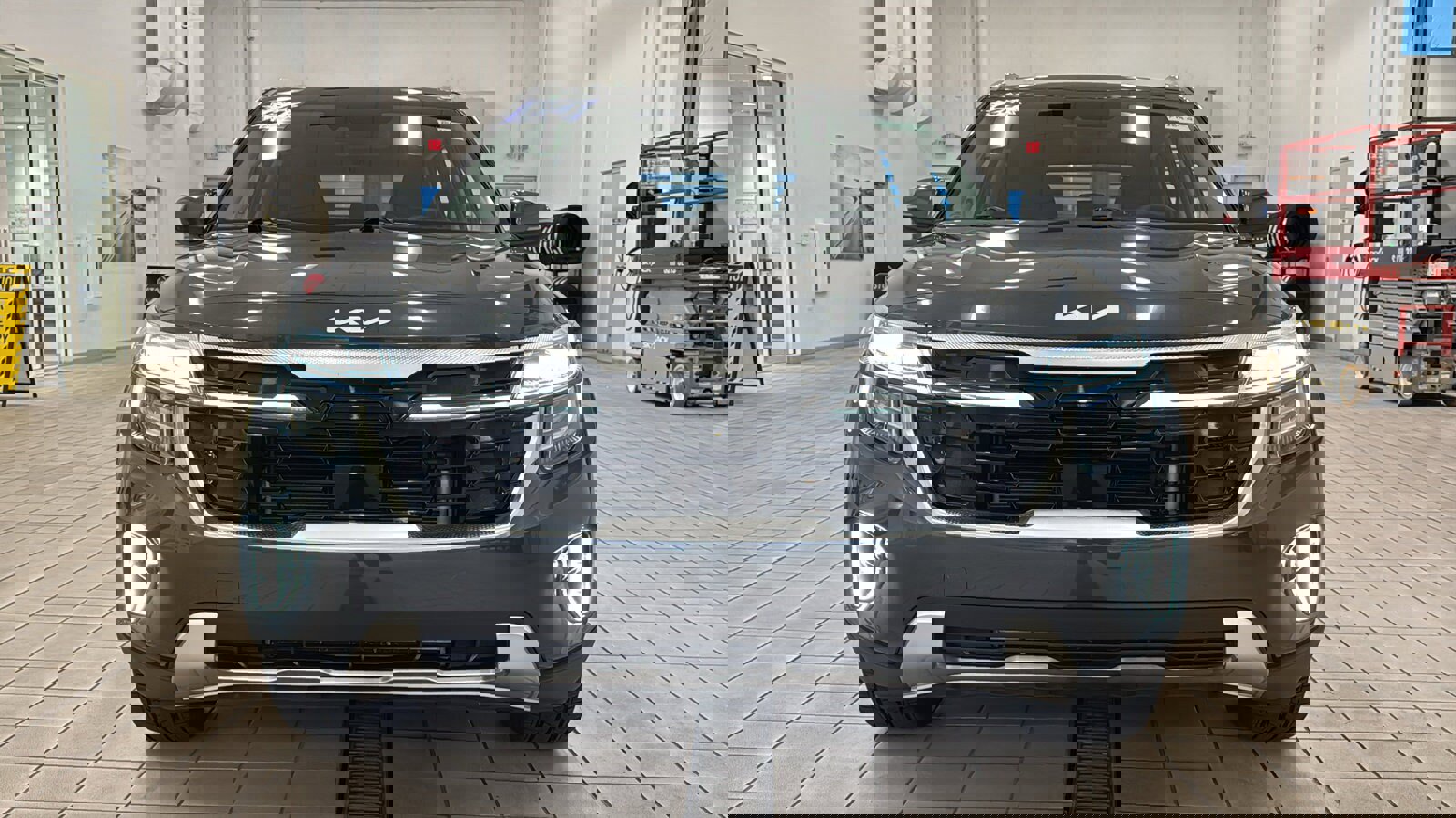 Used 2024 Kia Seltos SX w/ SX Sunroof Package image 10