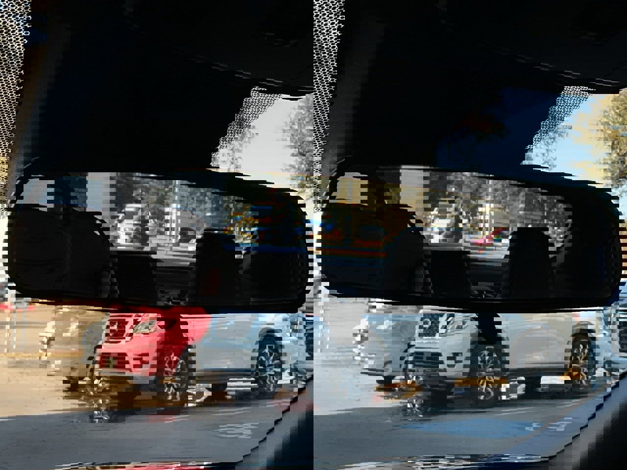 Used 2025 Toyota Camry SE image 28