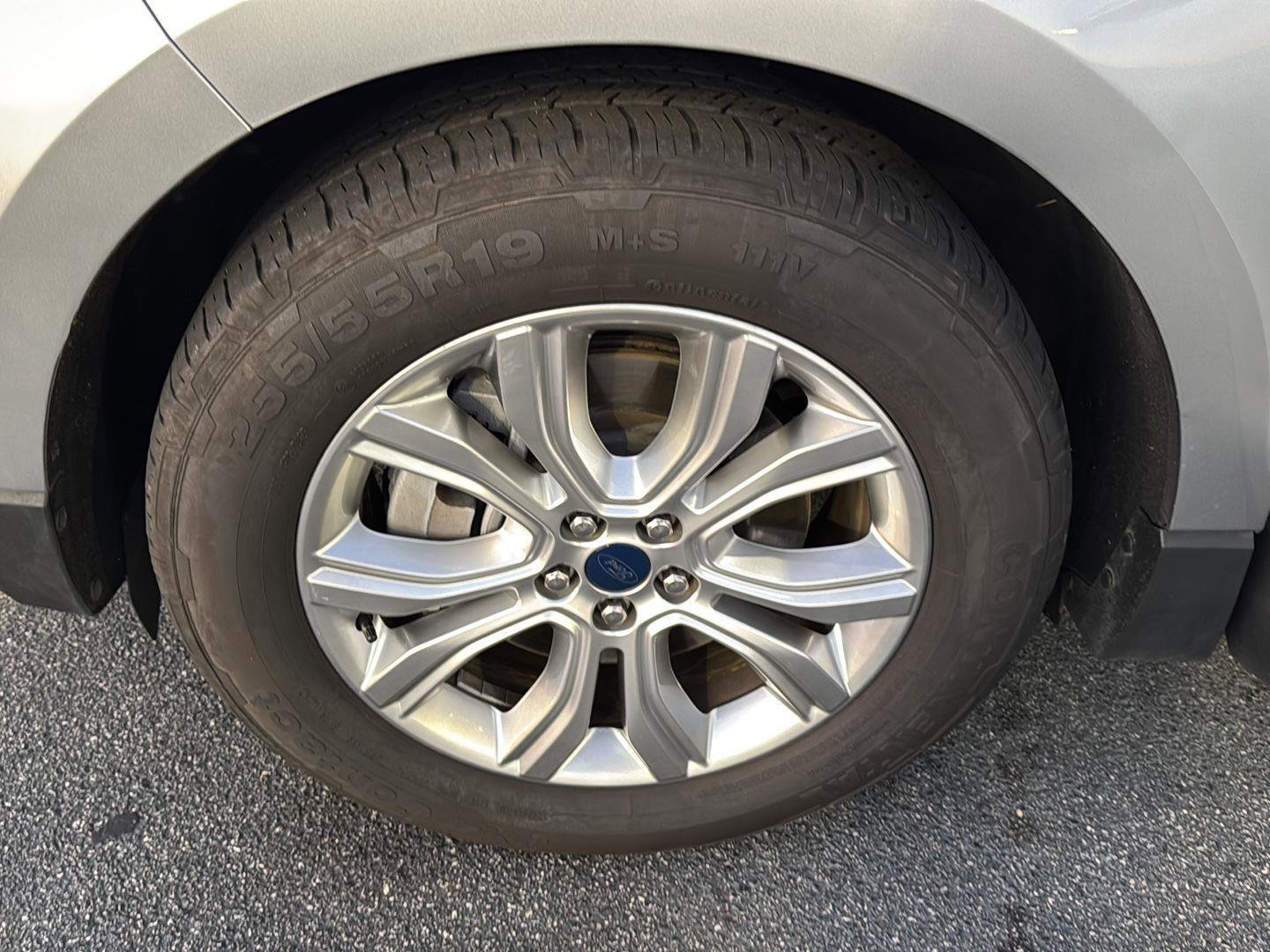 Used 2022 Ford Edge Titanium image 30