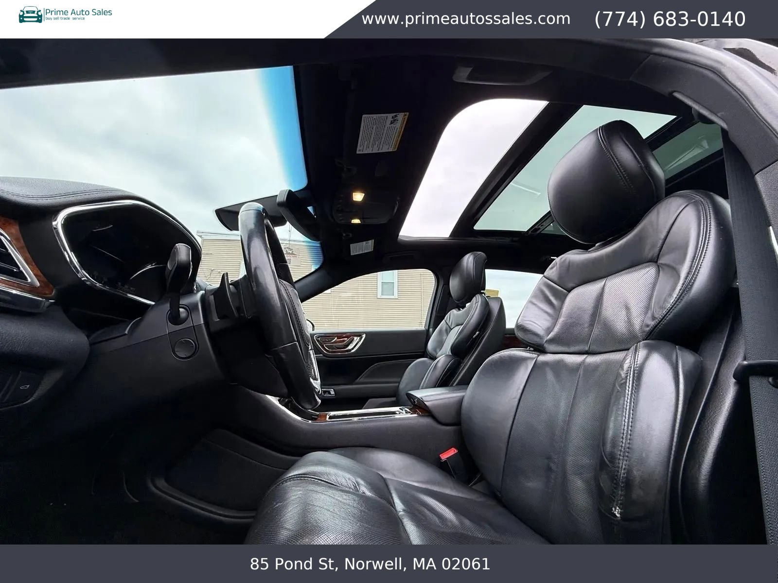 Used 2017 Lincoln Continental Select w/ Climate Package image 11