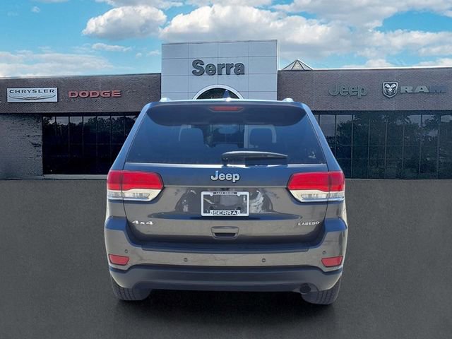 Used 2019 Jeep Grand Cherokee Laredo w/ Security & Convenience Group AWD/4WD image 5