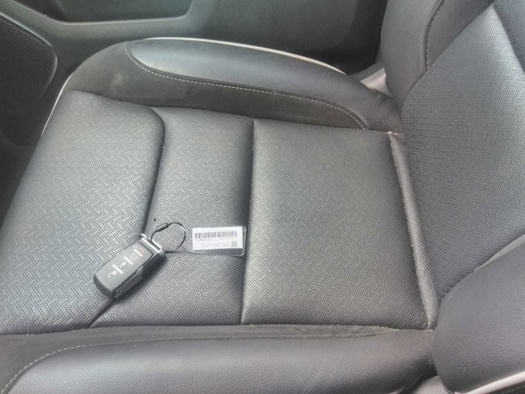 Used 2026 RAM 1500 Laramie AWD/4WD image 12