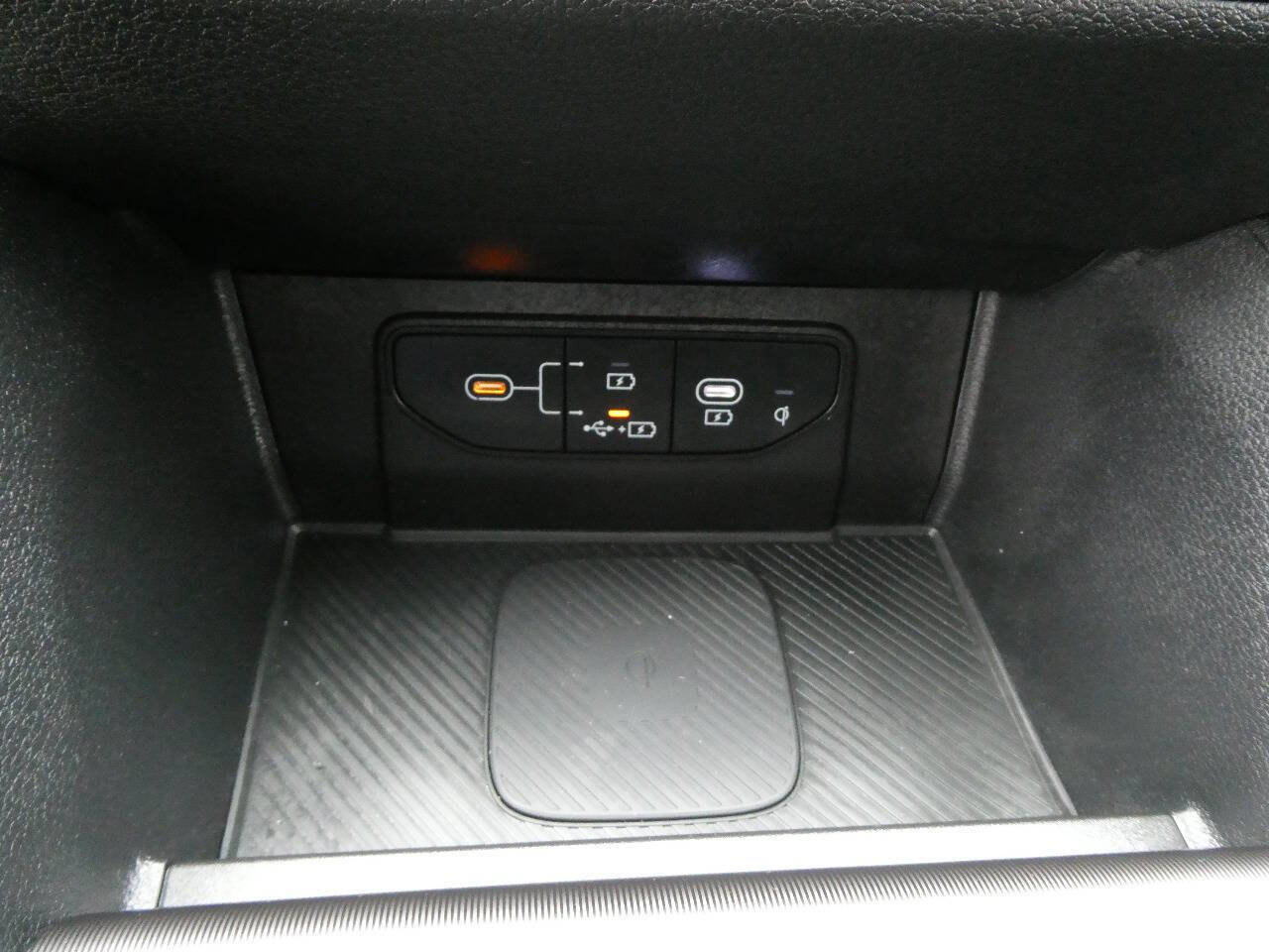 Used 2026 Kia Sportage EX w/ EX Panorama Roof Package image 23