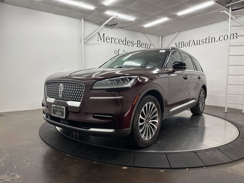 Used 2022 Lincoln Aviator Reserve RWD image 3