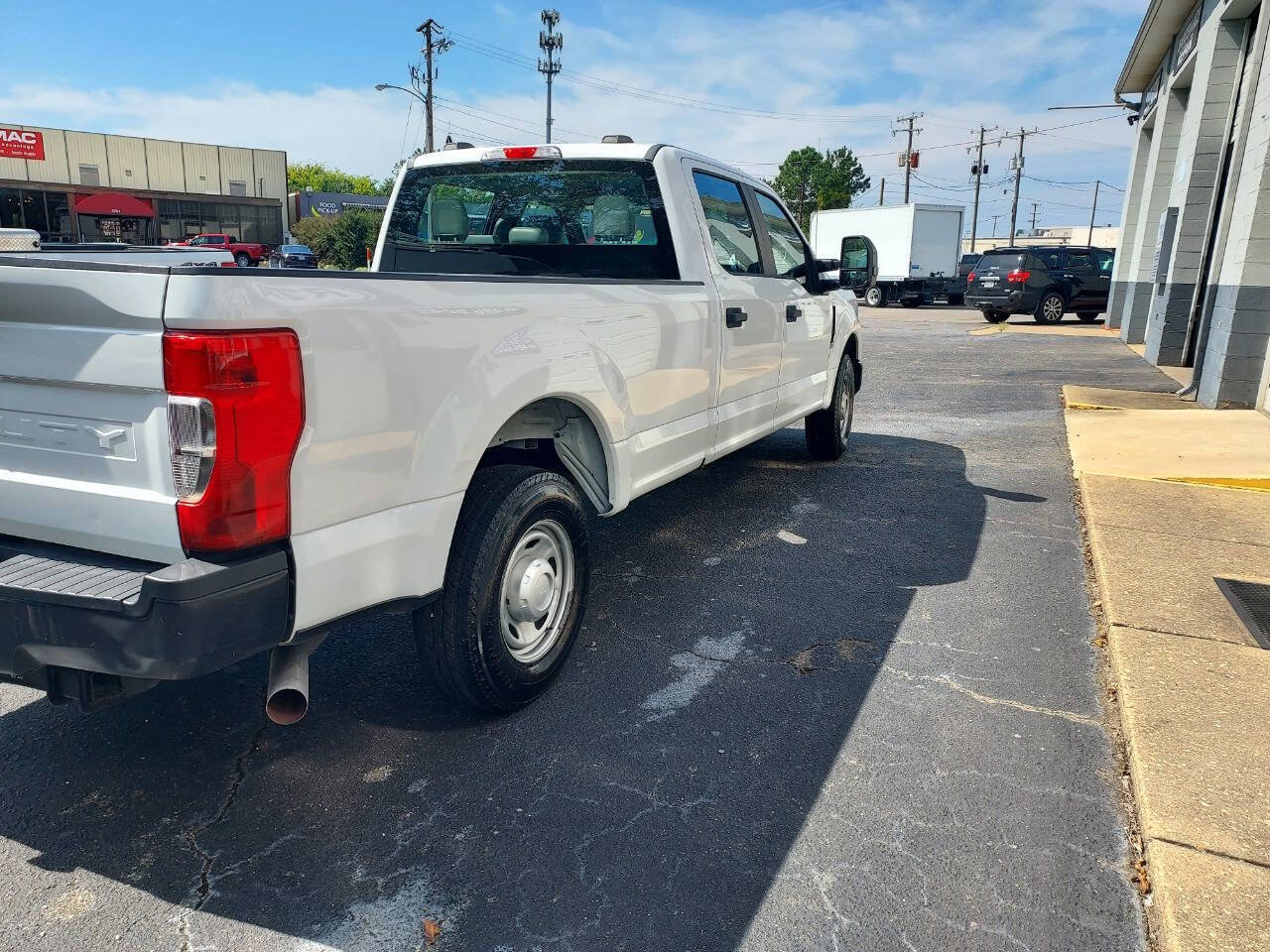 Used 2020 Ford F350 XL w/ Power Equipment Group image 4