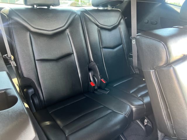 Used 2024 Cadillac XT6 Luxury AWD/4WD image 17