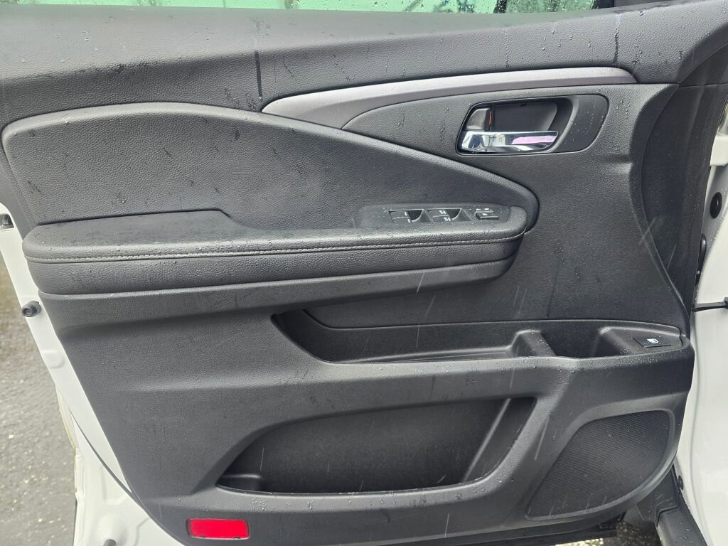 Certified 2023 Honda Ridgeline Sport image 21