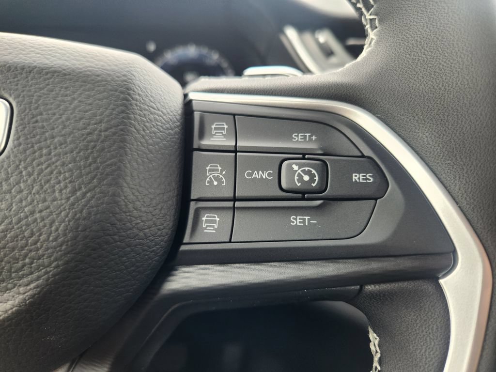 New 2026 Jeep Grand Cherokee Laredo X AWD/4WD image 27