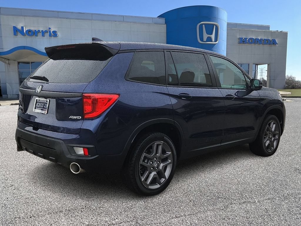 Used 2023 Honda Passport EX-L image 4