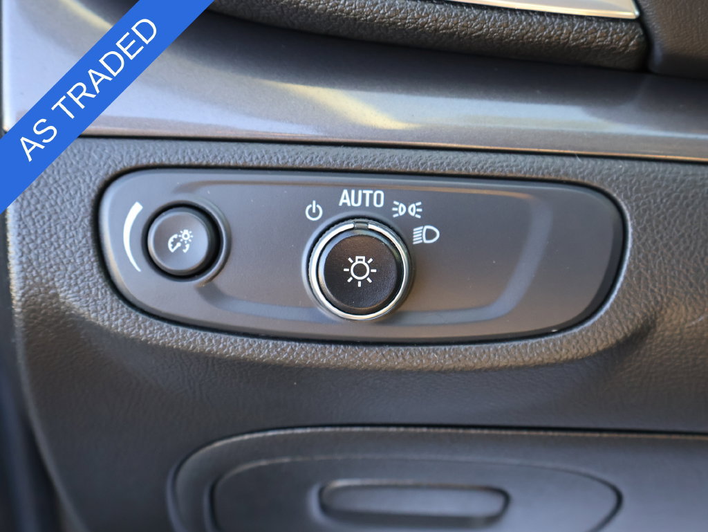 Used 2020 Buick Encore Preferred FWD image 30