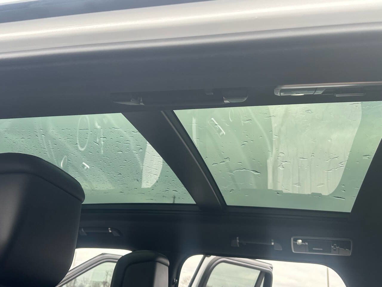 Used 2021 Land Rover Range Rover P525 Westminster Edition image 26