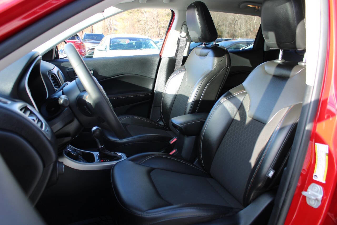 Used 2021 Jeep Compass Latitude image 23