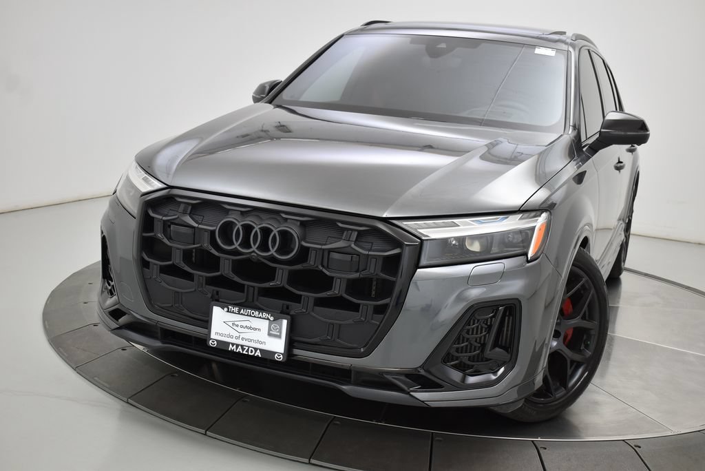 Used 2025 Audi SQ7 Prestige AWD/4WD image 9
