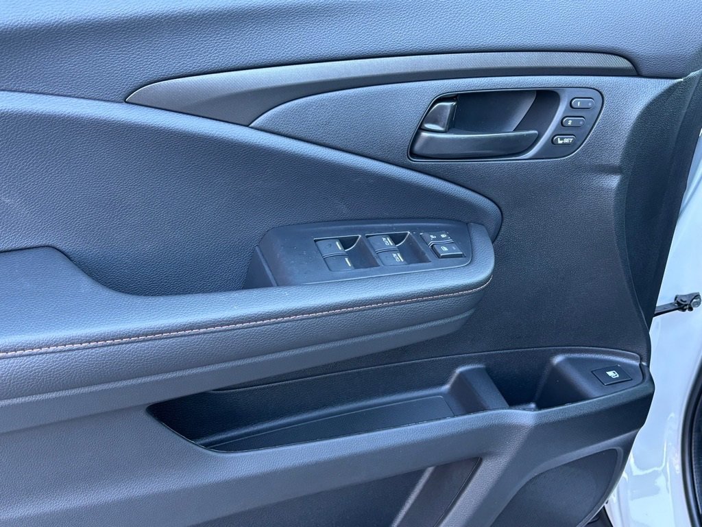 Used 2024 Honda Ridgeline TrailSport image 8