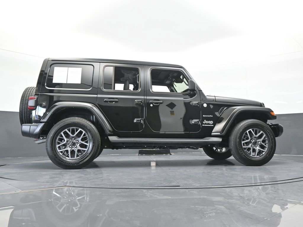 Used 2024 Jeep Wrangler Sahara image 56
