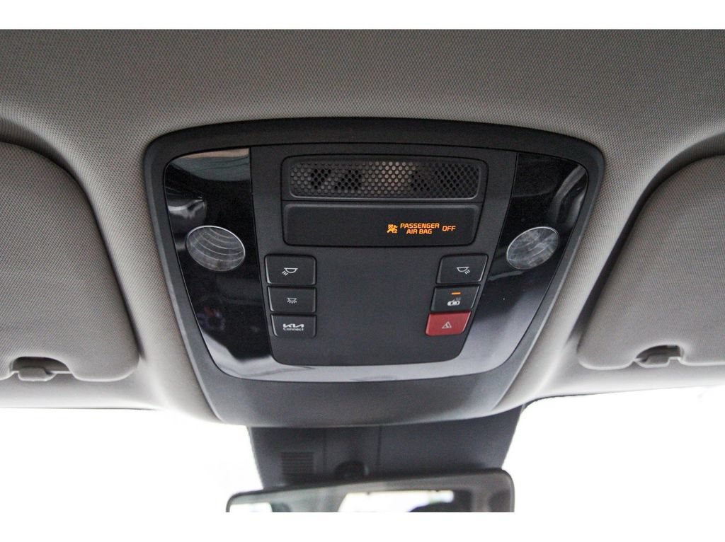 Certified 2024 Kia Carnival EX FWD image 24