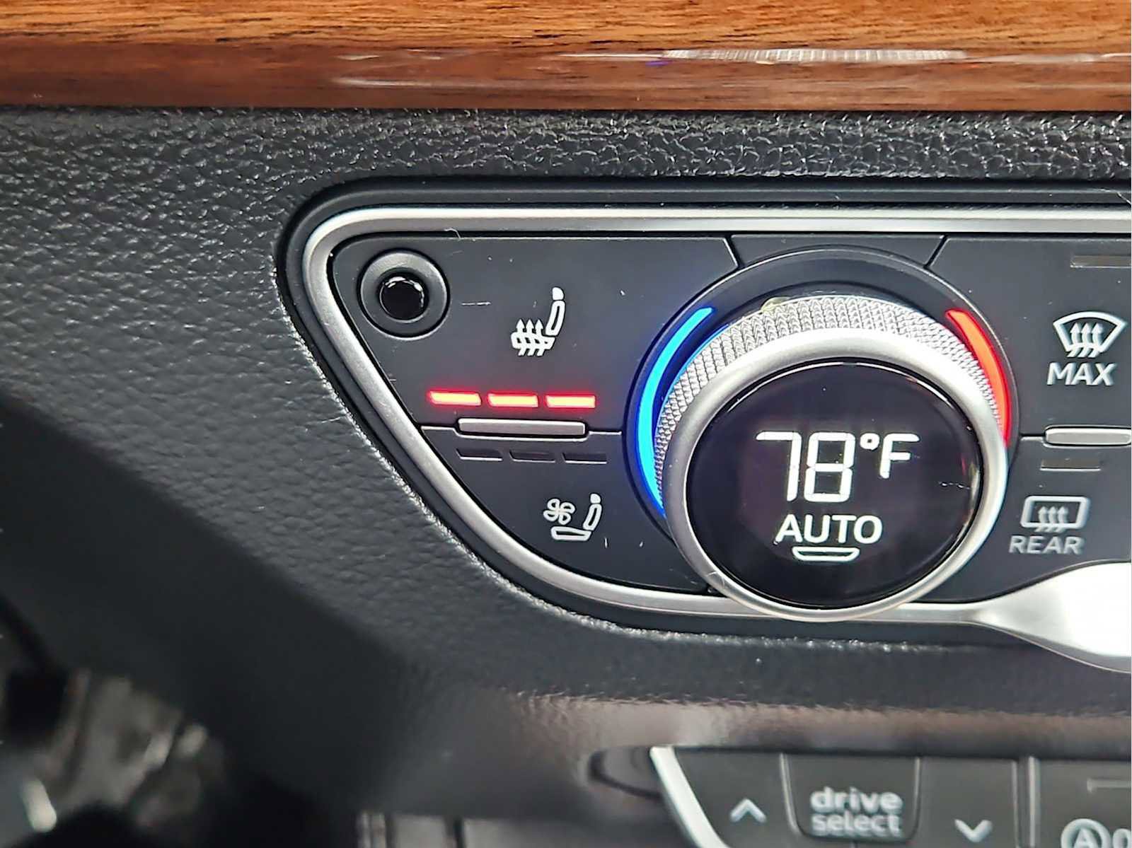 Used 2023 Audi Q5 2.0T Premium Plus w/ Premium Plus Package image 29