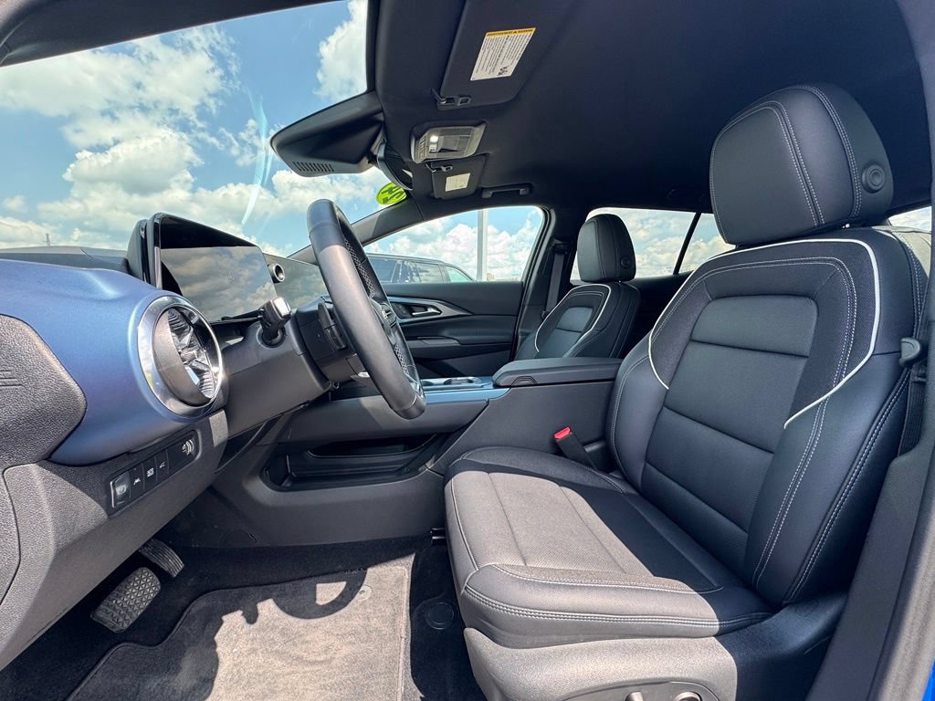 Used 2024 Chevrolet Equinox EV LT FWD image 26