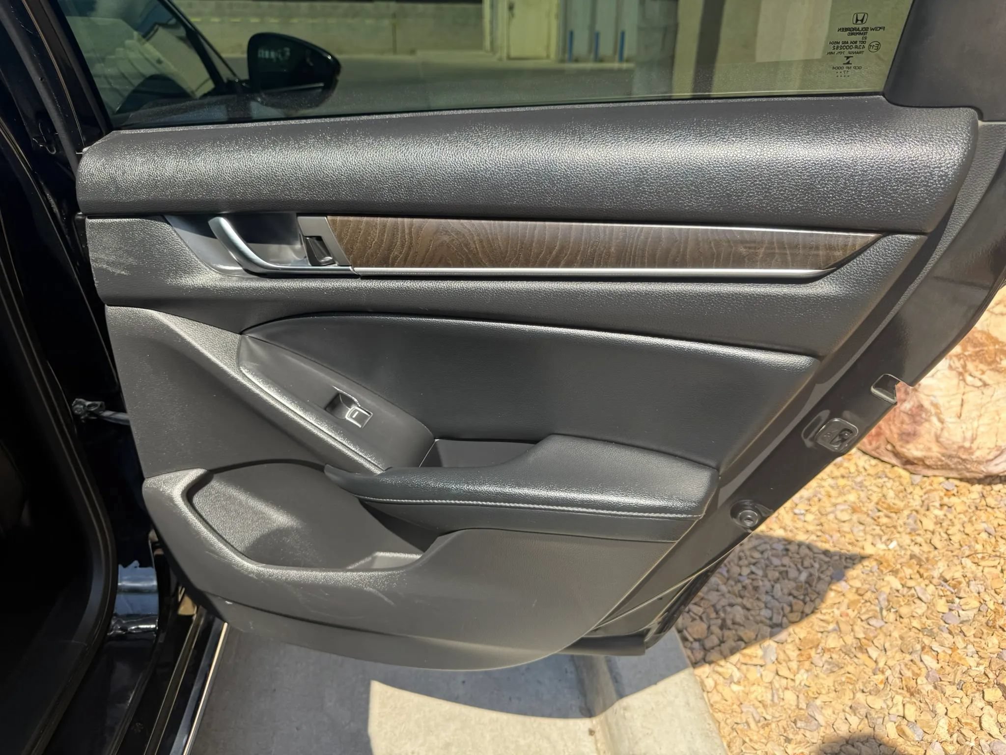 Used 2018 Honda Accord EX-L image 10
